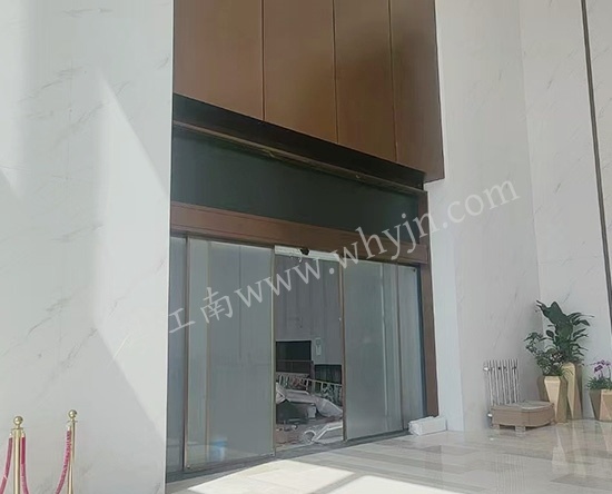 不銹鋼聯(lián)動門